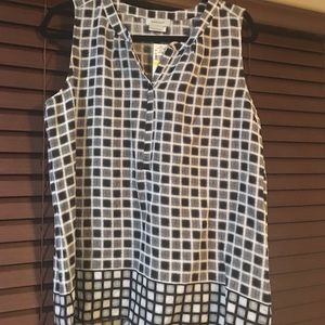 Wardrobe essential -Sleeveless tunic